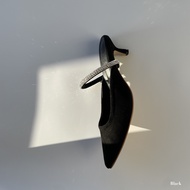 RITA : รองเท้าส้น 2" หัวแหลม สายคาดกลางประดับคริสตัล สายถอดได้ (Lucille Studio)