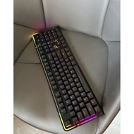 Dareu ck550 mechanical keyboard, 2nd row. optical switch