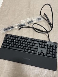Steelseries  Apex7鍵盤連手枕