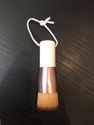 Nine Oriens cleansing brush