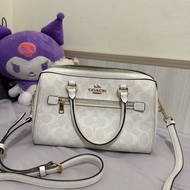 coach 老花波士頓白色手提/肩背兩用包
