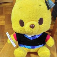 維尼熊 畢業公仔