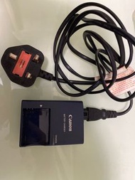 Canon 相機電池充電器（ccd)