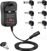 30W 通用 110-220V 連 6 接口適用 3V-12V 可調直流電源充電器連 5V 2.1A USB 端口  lfmckp 30W Universal 110-220V with 6 Tips