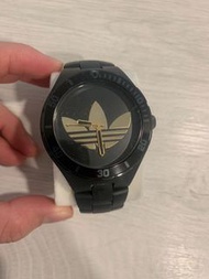 Adidas 黑金三葉草手錶