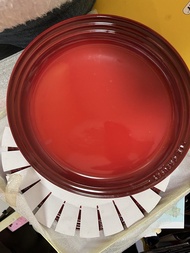 Le Creuset 圓形烤盤