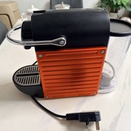 雀巢nespresso pixie 咖啡機 C60