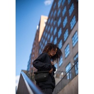 Pacsafe CX 多道防盜可擴充側背包/斜背包 5L 黑色 #20405