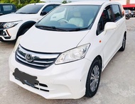 MOBIL BEKAS HONDA FREED THN 2018