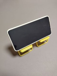 黃色摺凳手機架