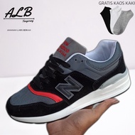 Sepatu Casual Sneakers Pria NB 997 USA Premium Black Grey Red