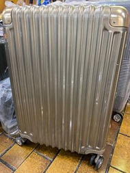 《抵用之選》全新灰銀色 silver Slazenger 26” 扣款旅行篋行李箱luggage baggage suitcases