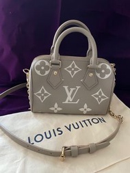 Louis Vuitton Speedy Bandoulière 20