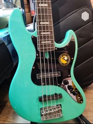 旺角門市， 5弦 24fret， sire v5 5 string bass 低音結他