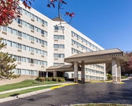 Clarion Hotel & Suites BWI Airport North