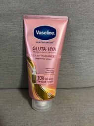 🇹🇭泰國直送 Vaseline 美白body lotion 透明質酸美白超補水身體乳液300ml