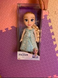 Elsa 公仔