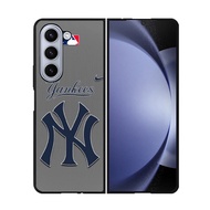 Case Casing Softcase Hardcase Samsung Galaxy Z Fold 3 Z Fold 4 Z Fold 5 Z Fold 6 5G New York Yankees