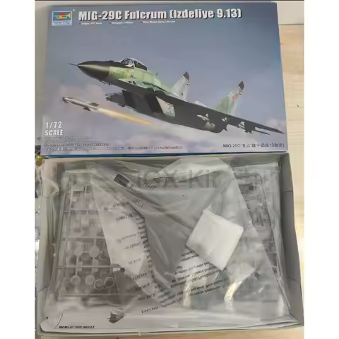 Trumpeter 01675 1:72 Russian Mig29 Mig-29 MIG-29C Fulcrum Fighter Izdeliye 9.13 Plastic Model Kit