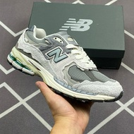 Fashion Trend 2002R Retro casual running shoes M2002RDB