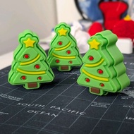 Holiday Desk Toy | Christmas Tree Fidget Clicker | Gingerbread Man Fidget Clicker - Christmas Toy Ch