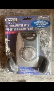 Jensen 磁帶播放器/收音機