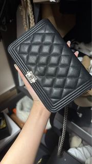 【急讓 / 100%正品】Chanel Boy WOC 黑色魚子醬牛皮 復古銀扣（最新微晶片版）