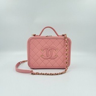 CHANEL - 粉色荔枝皮CC Filigree Vanity Case相機包