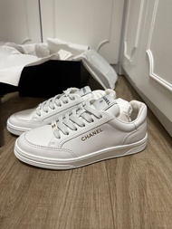 Chanel 23a white sneaker size 37 小白鞋