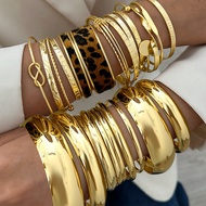 Random 22pcs/15pcs/10pcs/5pcs Vintage Fashion Exaggerated Metal Element Casual Retro Coin Style Geom