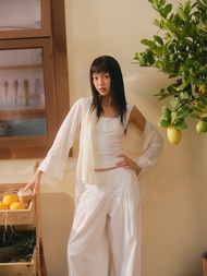 Áo sơ mi basic trẻ trung năng động Ivory Checked Loose Shirt phù hợp mọi dịp OLV