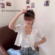 lvupthaishop Spinnyhouse  ชุดเซ็ต เสื้อสายเดี่ยว+เสื้อคลุมแขนสั้นงานเย็บดอกไม้ปุย ๆ มันดีย์ ตำด่วน ป