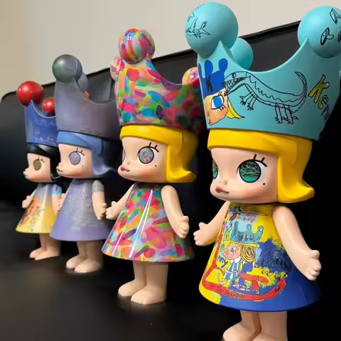 Genuine POP MART Mega Royal Molly 400% Limited Edition Action Figures Room Decoration Collectible To