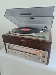 70's 日本音響黄金時代風格：罕有收藏品-絕版日本製中古先鋒Vintage Pioneer 迷人橙燈錶頭擴音機＆中古Vintage Pioneer es2000木紋箱體 黑膠唱盤，日本當代 音響與藝