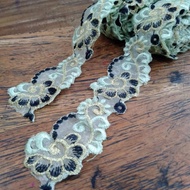 Omni Small Design Lace 5 Yards