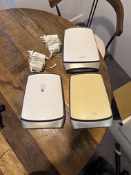 Orbi Router