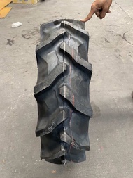 ยางรถไถ ยี่ห้อ CHAMPION ขนาด 8-16 AR-7 ผ้าใบ 8 ชั้น