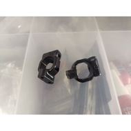 wltoys 104001 knuckle holder