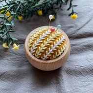 地刺刺繡針插 刺繡針收納 擺設 姜黃