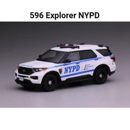 1: 64 596 Ford Explorer NYPD NYPD NYPD Alloy Simulation Car Model Finished Product Ornaments Out of 