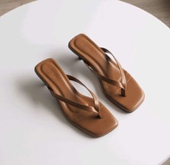 PICHA Shoes - รุ่น cherry-T 🍒 รองเท้าหูคีบ มีทั้งส้นสูง 1 นิ้ว / ส้นแบน พื้นรองเท้านุ่ม