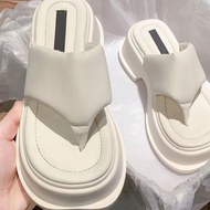 QiaoYiLuo ชุดรองเท้าผู้หญิงรองเท้าเสริมส้นแฟชั่นลำลองรองเท้าสตรีทสำหรับถ่ายรูปคลิปหนีบกระดาษรองเท้าแตะชายหาด