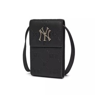 ระเป๋าสะพายผู้หญิง/ผูู้ชาย สะพายไหล่ สะพายข้าง  NY/MLB new arrivals งานแท้ ขนาด 7” กว้าง 4” ใส่13 Pr