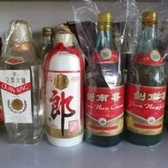 全港收購大陸白酒：五糧液、西鳳酒、董酒、茅臺酒、洋河大麯、郎酒、古井貢酒、劍南春、瀘州老窖特曲、汾酒、（貴州茅台酒、飛天茅台、生肖茅台、紅星茅台、精品茅台、珍藏茅台、鐵蓋茅台、香港之友茅台）