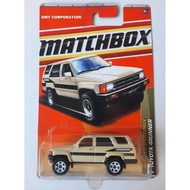 Matchbox Toyota 4Runner Cream tan Outdoor Sportsman Toyota 4 Runner sip