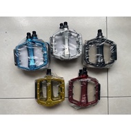 Alloy bmx bicycle pedal