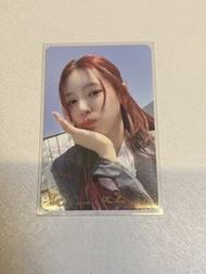Miyeon特典小卡