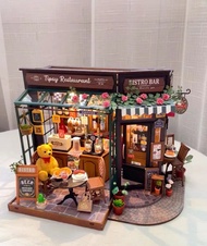 Rolife小熊餐廳酒吧  咖啡店  英式下午茶室  若态若來diy小屋  手工拼裝木質  食玩模型玩具  迷你微縮場景  裝飾擺設  DIY Bistro bar & Restaurant, cof