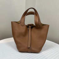愛馬仕/Hermes Picotin Lock 18 金棕色金扣菜籃子手提水桶包 18x13x19cm