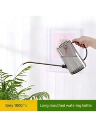 一個不銹鋼長嘴噴水桶，適用於家庭園藝，可拆卸噴頭，用於澆水植物和花卉